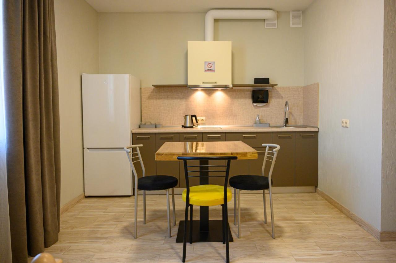 Space Apart Hotel Lutsk Ngoại thất bức ảnh